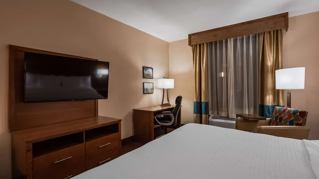 غرفة بسرير كينج، Best Western Cannon A.F.B. Clovis 5/7