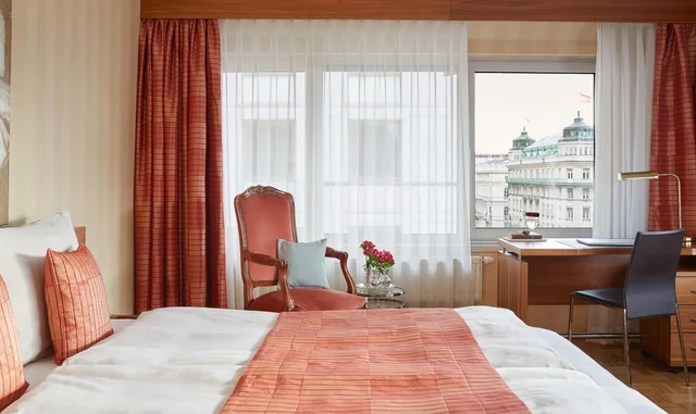 شقة تنفيذية مع أريكة، Living Hotel An Der Oper By Derag 2/5