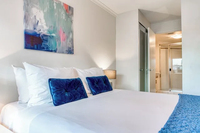 3 Bedrooms, Roof Top, Apartment, 2 Queen and Twin Beds, Marina View، Sailport Mooloolaba Apartments 8/10