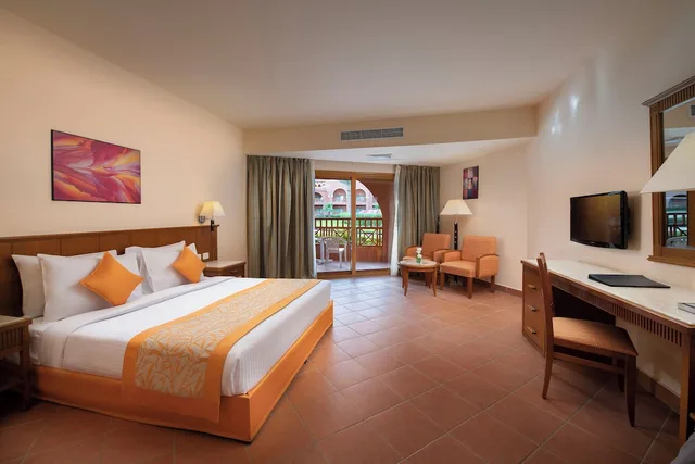 Family Double Suite with Garden View 2A+3C، Charmillion Gardens Aqua Park Ex Sea Gardens Resort 1/10