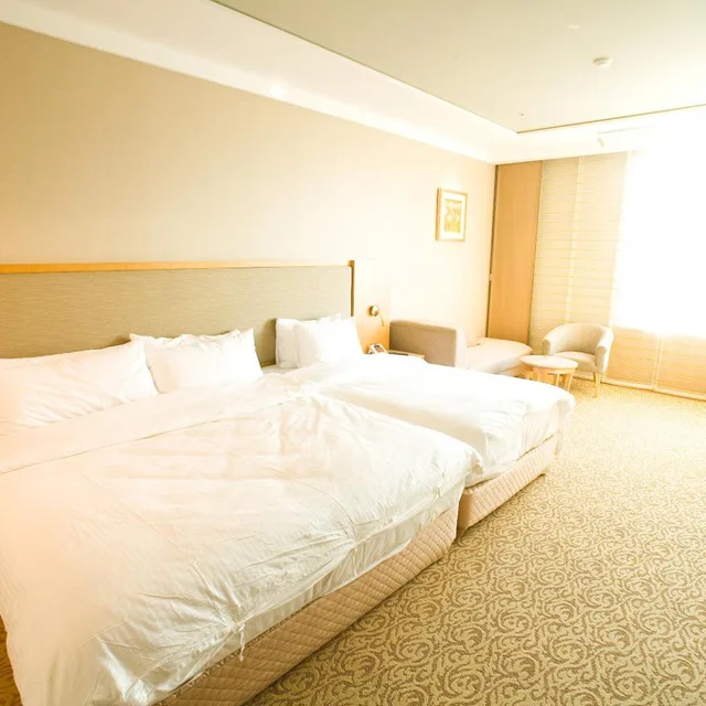 Grand, Hollywood, Twin Beds، The Grand Hotel Daegu 5/10