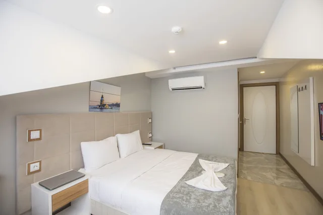 غرفة ديلوكس بسريرين منفصلين، Express Inci Airport Hotel 2/5