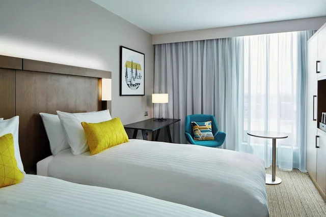 غرفة ديلوكس بسريرين منفصلين، Courtyard By Marriott Oxford South 1/4