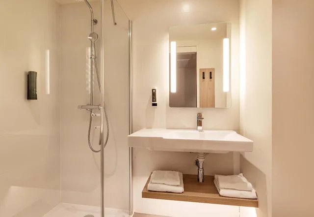 غرفة رباعية، B&B HOTEL Lille Lillenium Eurasante 5/8