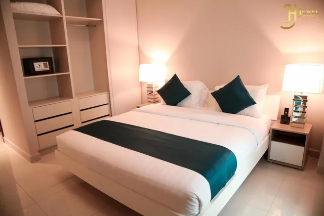 جناح تنفيذي بسرير كينج بغرفتي نوم، The Jewel Hotel 6/10
