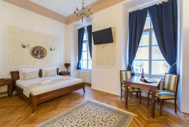 غرفة سوبيريور بسرير مزدوج، Barbo Palace 1/3