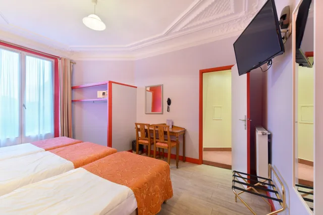 غرفة ثلاثية بسرير مزدوج وسرير فردي، Hotel Richmond 6/10