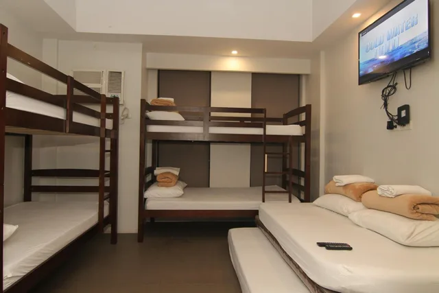 Room, Quintuple, Bunk Bed، Mabolo Royal Hotel 1/5