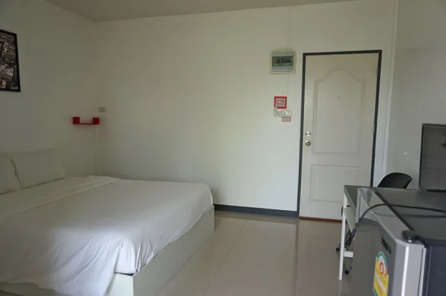 غرفة ديلوكس بسرير كوين، Honghub Sakon Hotel 3/5