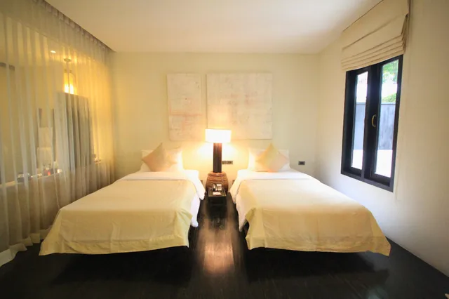 Courtyard, Twin Beds، Aruntara Riverside Boutique Hotel Chiang Mai 1/1