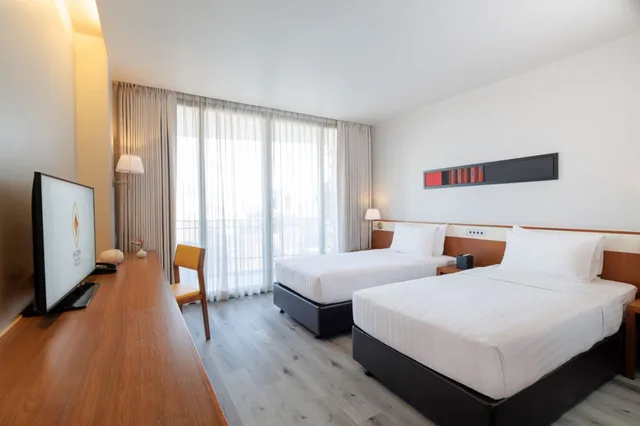 Premium, Superior, Double or Twin Bed, Eastin Tan Hotel Chiang Mai 5/10