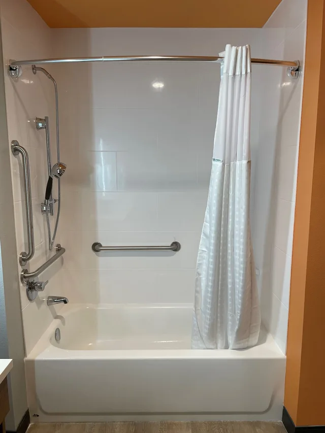 Standard, Single, 2 Queen Beds, Accessible، La Quinta Inn Suites By Wyndham San Antonio Seaworld Lafb 4/4