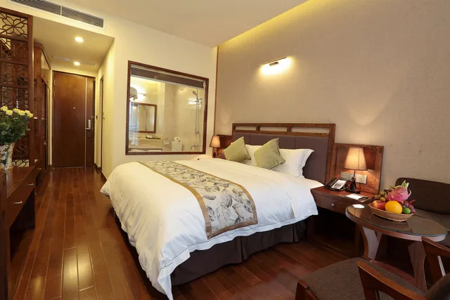 Deluxe, King Bed, City View, Balcony or Window، Canvas Sapa Legend Hotel 6/10