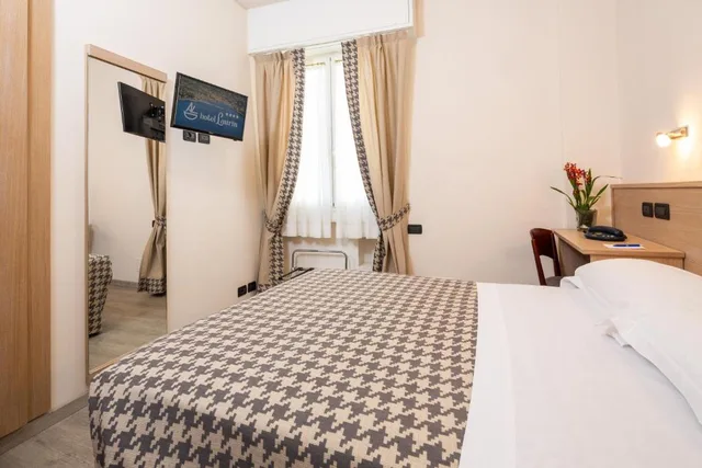 غرفة مفردة، Hotel Laurin Formerly Best Western Hotel Laurin 2/4