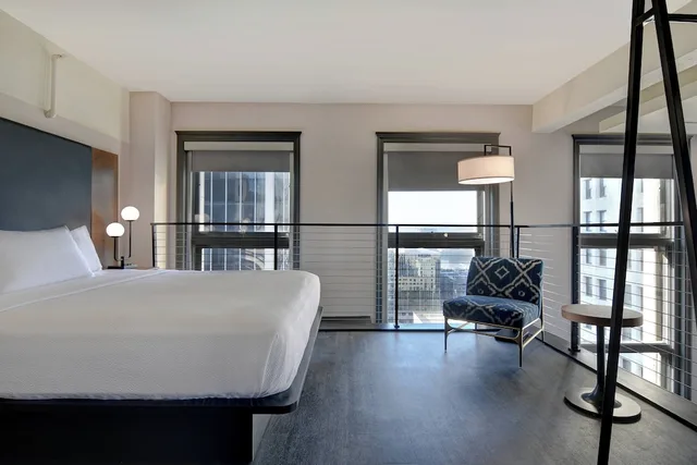 Suite, 2 King Beds, City View, Accessible, Courtyard by Marriott Cincinnati Downtown 1/10