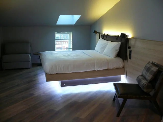 غرفة بسرير كوين، Moxy Lille City 9/10