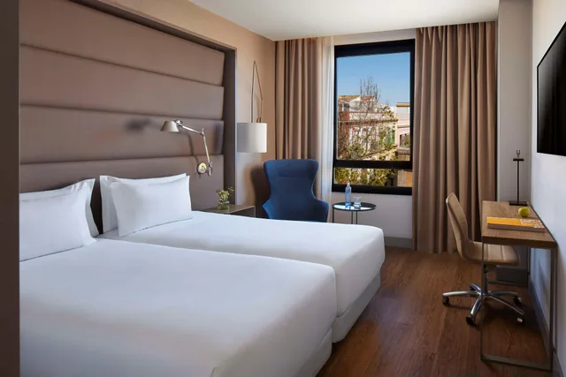 غرفة سوبيريور بسرير مزدوج، Nh Sevilla Plaza De Armas Hotel 5/7