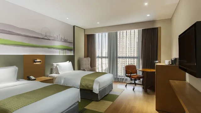 غرفة قياسية بسرير كينج بإطلالة على المدينة في طابق مرتفع، Holiday Inn Hotel And Suites Tianjin Downtown 3/7
