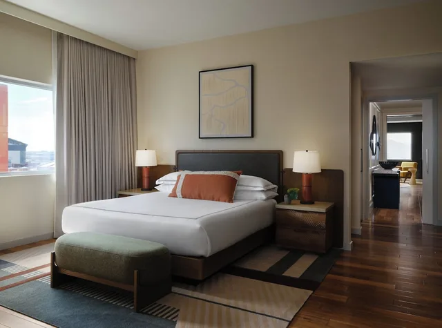 جناح رئاسي بسرير كينج، Hotel Palomar Phoenix A Kimpton Hotel 1/6