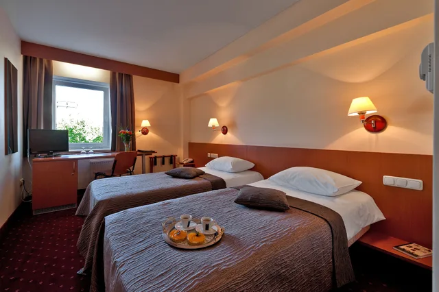 غرفة قياسية بسريرين منفصلين، Art City Inn 3/6