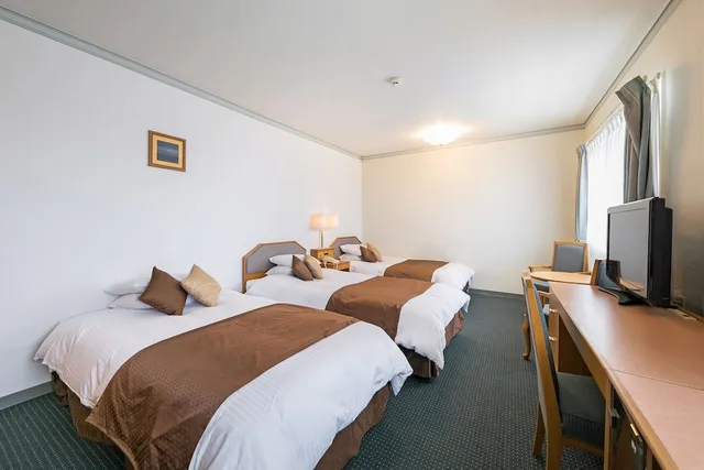 Standard, Triple, Twin Beds, West Wing، Hotel Miyahira 1/2