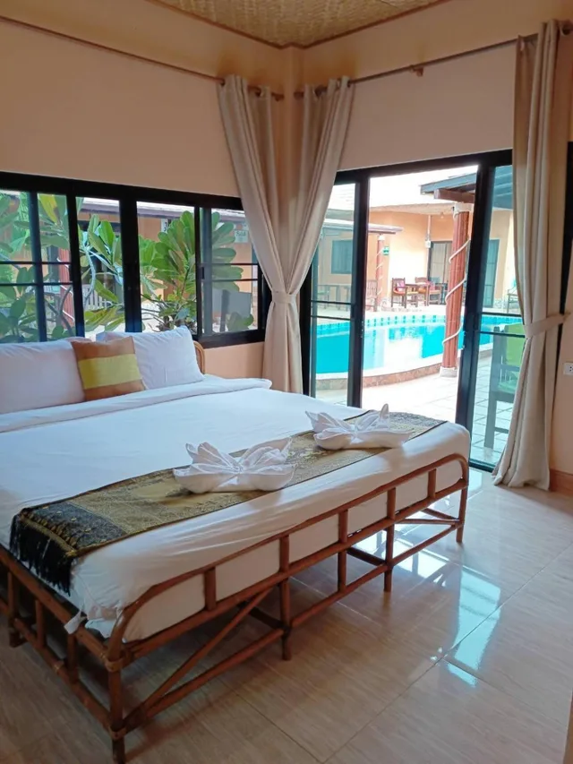 فيلا سوبيريور، Panisara Pool Villa 2/10