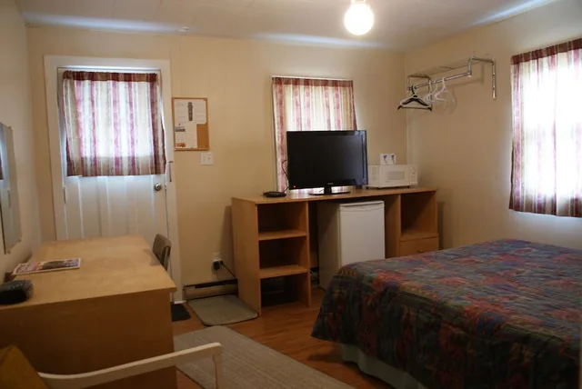 غرفة كومفورت بسرير كوين، Regent Motel 7/10