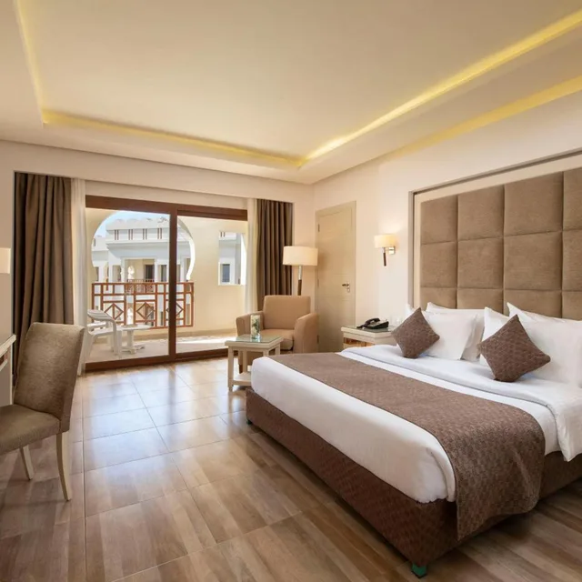 Deluxe, Double Bed, Sea View, Charmillion Club Resort 1/10