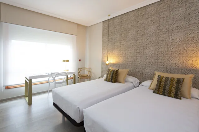 غرفة بسرير كينج، CIUDAD DE VIGO 2/5