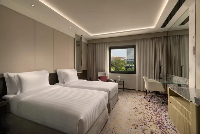 غرفة ديلوكس بسريرين منفصلين بإطلالة على النهر، Kempinski Hotel Beijing Yansha centre 2/5