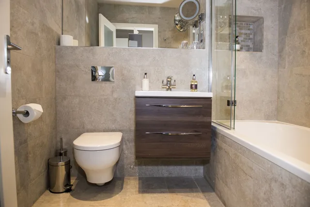 شقة فاخرة بسريرين كينج بغرفتي نوم، Roundthorn Country House 3/4