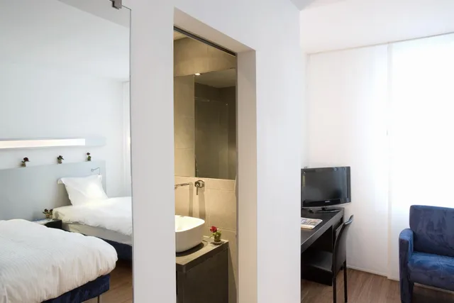 غرفة بسريرين منفصلين، Hotel Aqua by HappyCulture 8/10