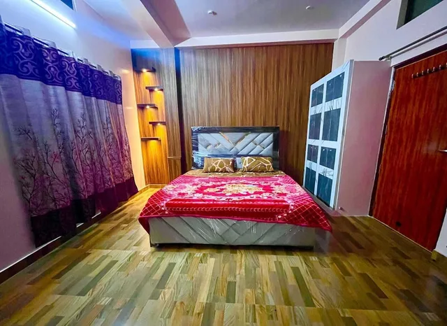 غرفة بسرير كينج، Trilok Residency 3/8