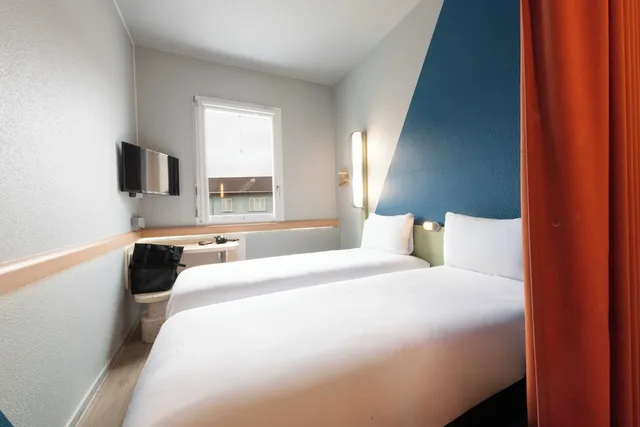 Standard, Twin Beds, Ibis Budget Luzern City 3/10