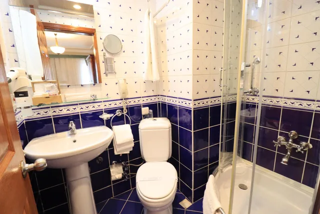 غرفة عائلية، Blue House Hotel 5/8