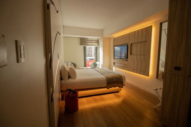 غرفة ركنية بسرير كينج، Nodo Hotel 5/10