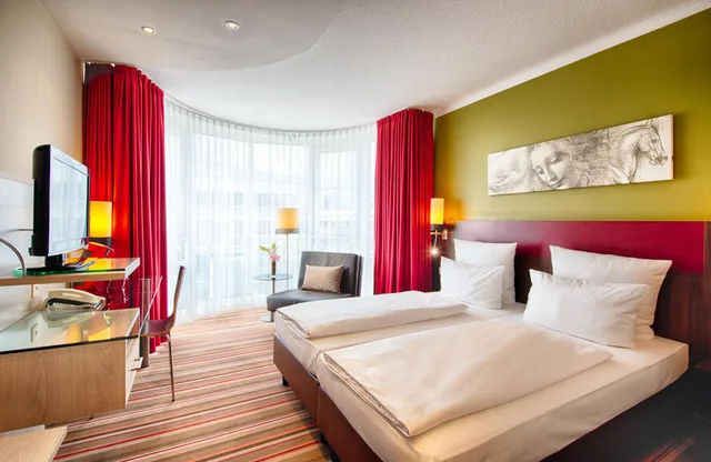 غرفة سوبيريور بسرير كينج، Leonardo Hotel Residenz Munchen 8/10