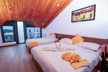 غرفة عائلية بشرفة بغرفة نوم واحدة، Hoi An Majestic Villa 1/1