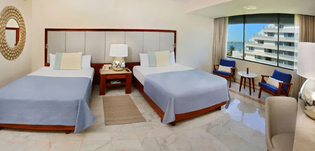 جناح عائلي بسريرين مزدوجين مع أريكة، Park Royal Beach Cancun - All Inclusive 3/4