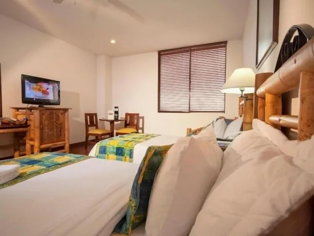 غرفة سوبيريور بسريرين منفصلين، Armenia Hotel 4/7