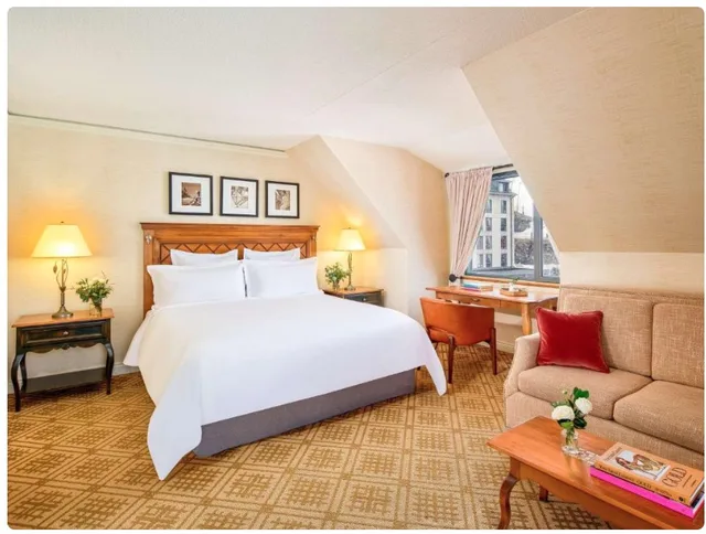 Renovated, Deluxe, King Bed, with View, Sofa، Fairmont Tremblant 1/4