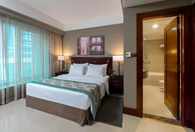 2 Bedrooms, Royal, Suite, King and Twin Beds, Somewhere Hotel Apartments 2/6