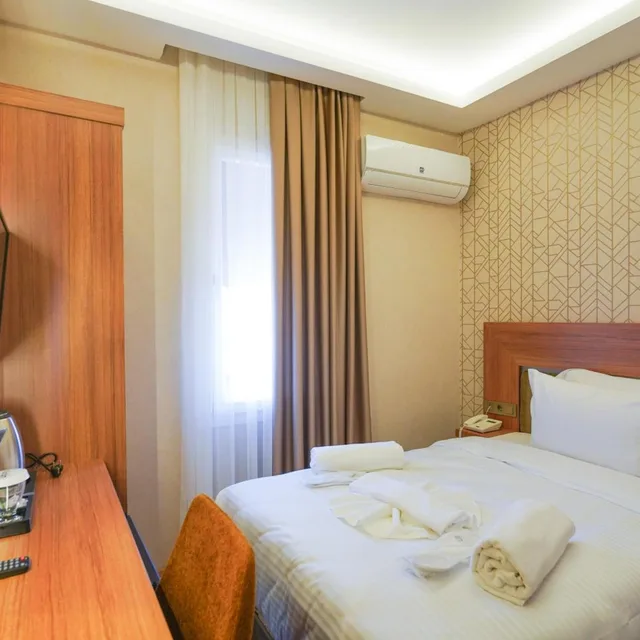 غرفة بسرير مزدوج أو سريرين منفصلين، UGURLU HOTEL 3/10