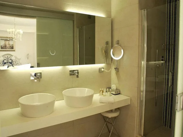 جناح بإطلالة على البحر بشرفة، Villa Sirio Hotel 5/9