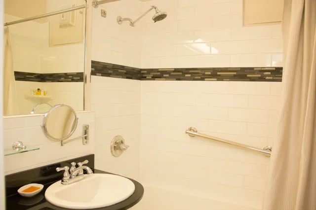 1 Bedroom, Romance, Suite, No Air Condition، Chancellor Hotel on Union Square 3/3