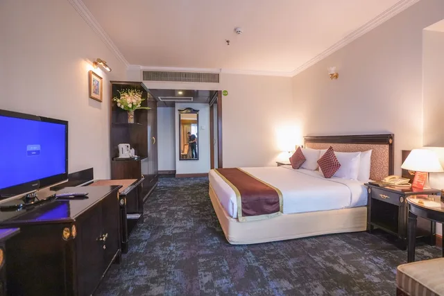 Deluxe King, Hotel Sarina 14/21