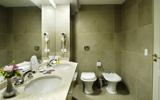 Standard, Double Bed, Partial Lake View، Cacique Inacayal Lake & Spa Hotel 5/5