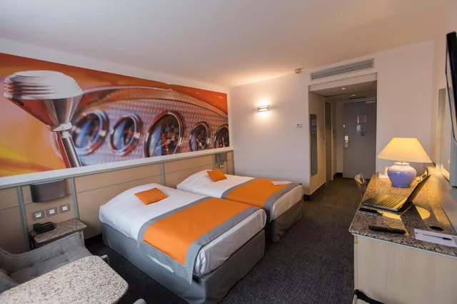 غرفة بسريرين منفصلين، Hotel Le Paddock 5/9