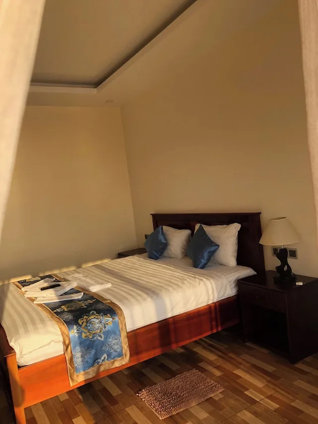 غرفة ديلوكس بسرير كينج بإطلالة على البحر، Phuong Binh House 3/6