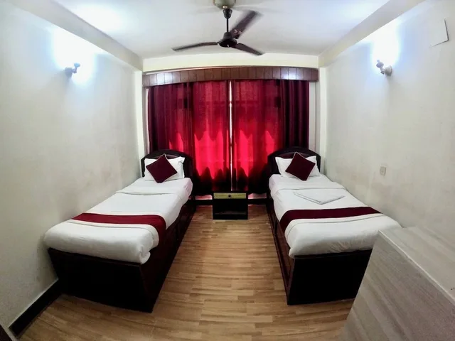 غرفة كومفورت بسريرين منفصلين بإطلالة على المدينة بحمام خاص، Hotel Lily Kathmandu 5/9